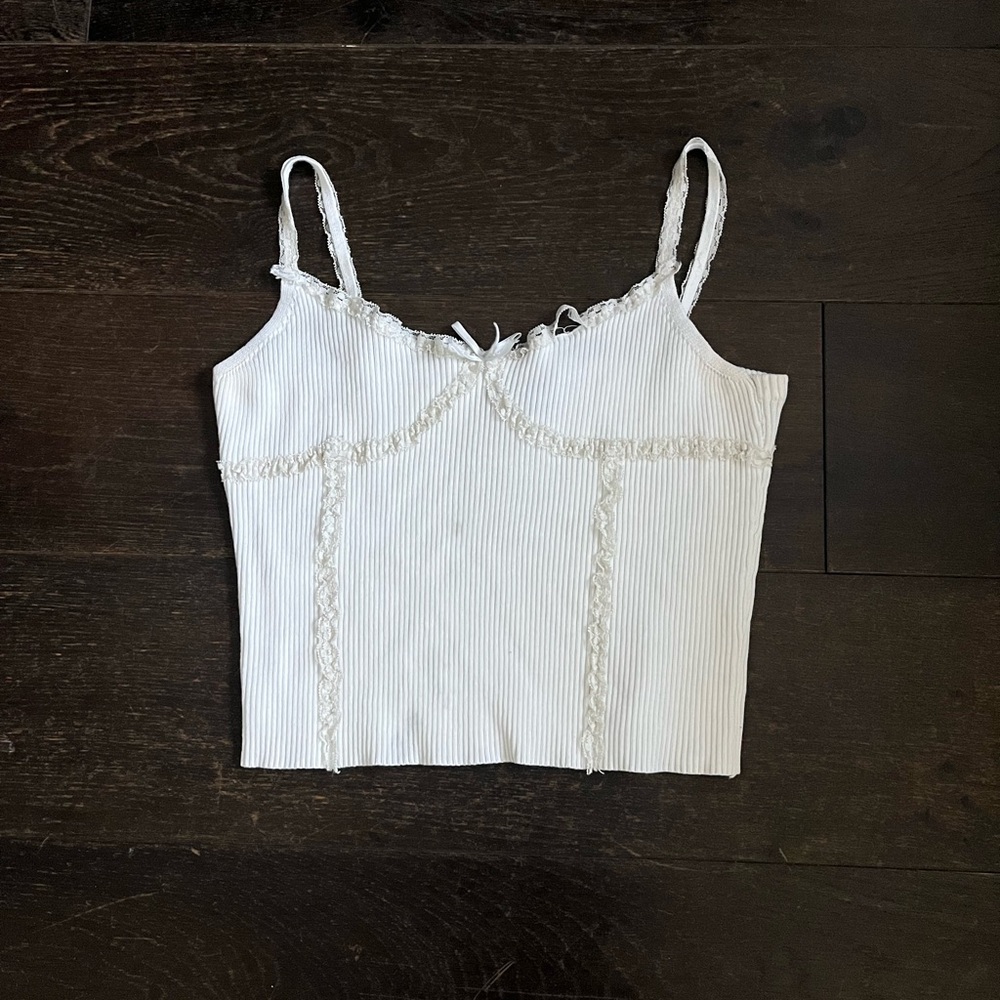 Elegant White Lace Trimmed Women's Tank Top